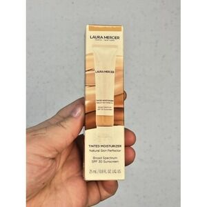 Laura Mercier Tinted Moisturizer SPF 30 25 mL Shade 3N1 Sand